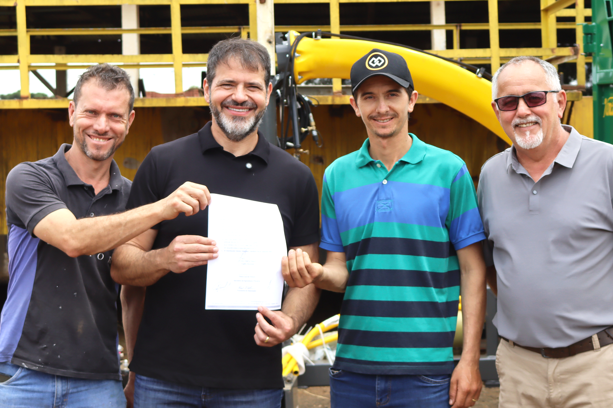 NOVOS EQUIPAMENTOS PARA ASSOCIAÇÕES RURAIS DE TURVO