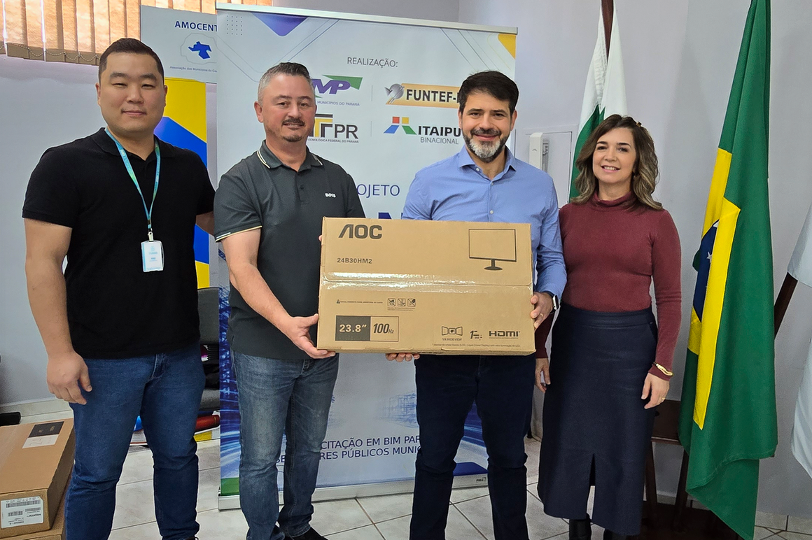 Turvo recebe computadores do Projeto Aliança BIM Paraná